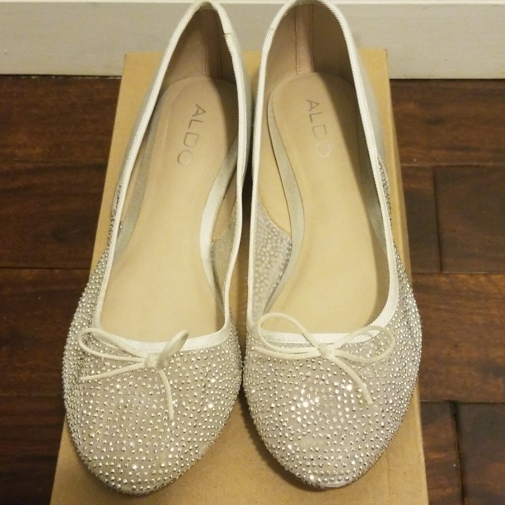 🥿🥿💖Aldo Silver Beaded Mesh Ballet Flats💖🥿🥿